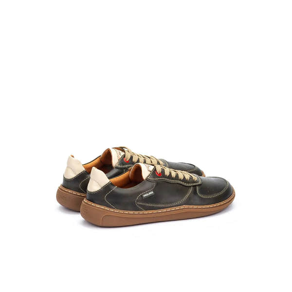 Unisex Pikolinos Aranjuez U9F-6363C2 Spanish Pine leather lace-up trainers with beige laces and tan sole.