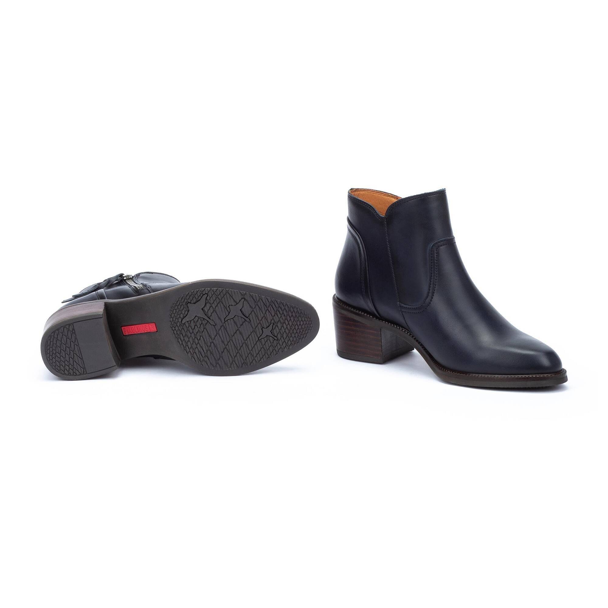 Pikolinos Bacarot W2D-8674 Ladies Space Navy Leather Side Zip Ankle Boots-elevate your sole