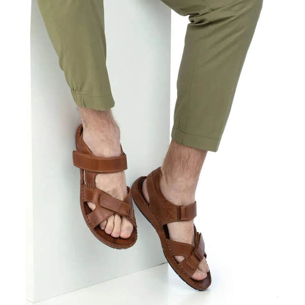 Pikolinos Tarifa 06J-5818 men's leather touch fastening sandals in brown, open-toe design, with adjustable straps and chunky sole.