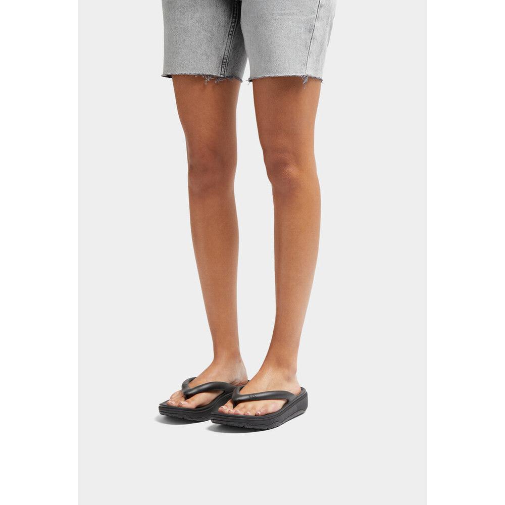 FitFlop HF4-001 Relieff Recovery Ladies Wide Black Slip On Sandals