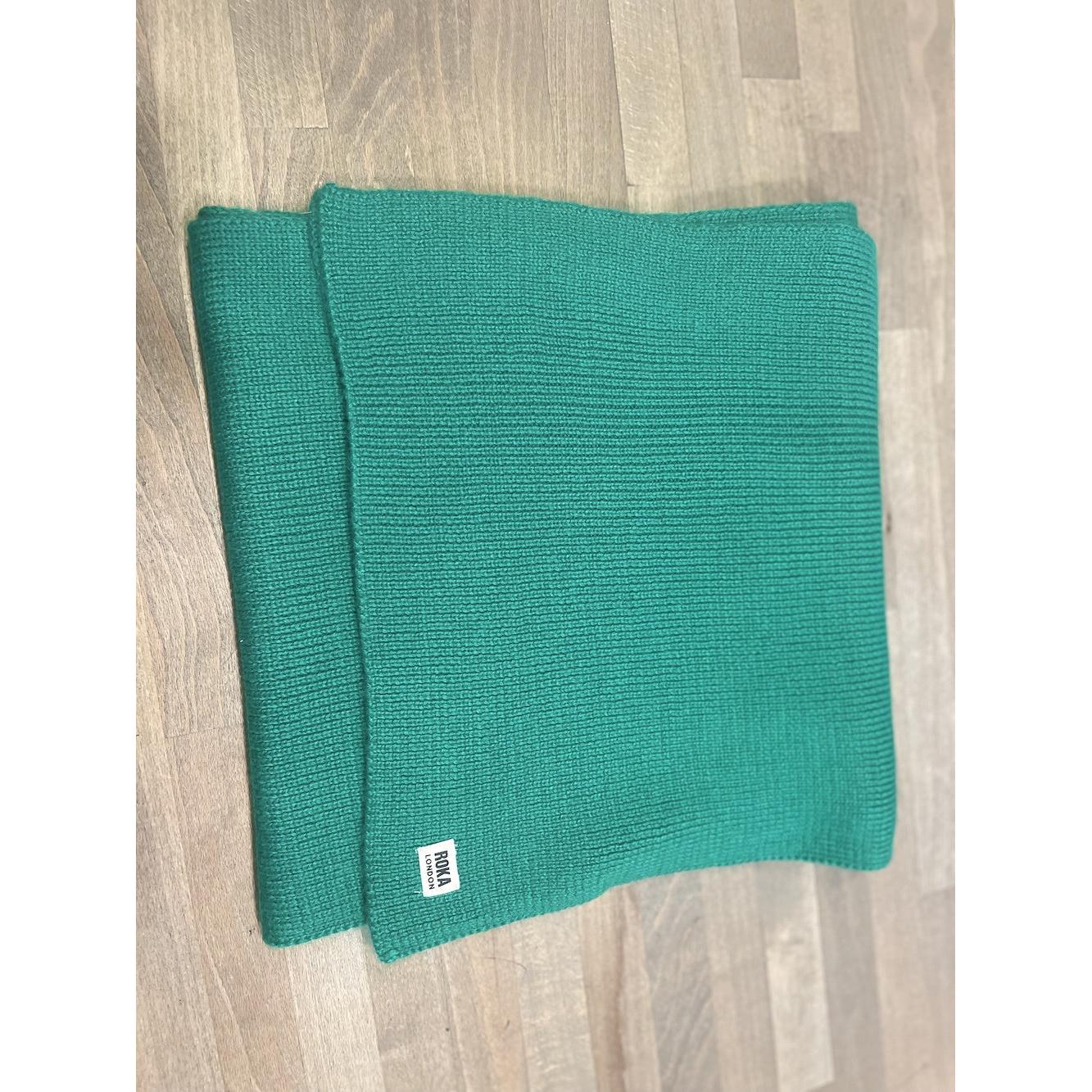 ROKA London Hyde Emerald scarf, textured knit fabric, stylish and soft, vibrant green color, perfect for accessories.