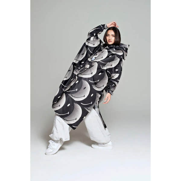 Rainkiss Half Moon x Smiley Black and White Rain Poncho-elevate your sole