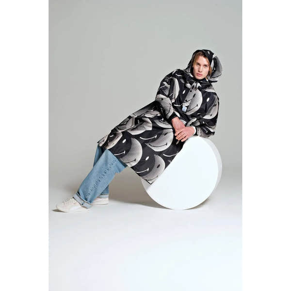 Rainkiss Half Moon x Smiley Black and White Rain Poncho-elevate your sole