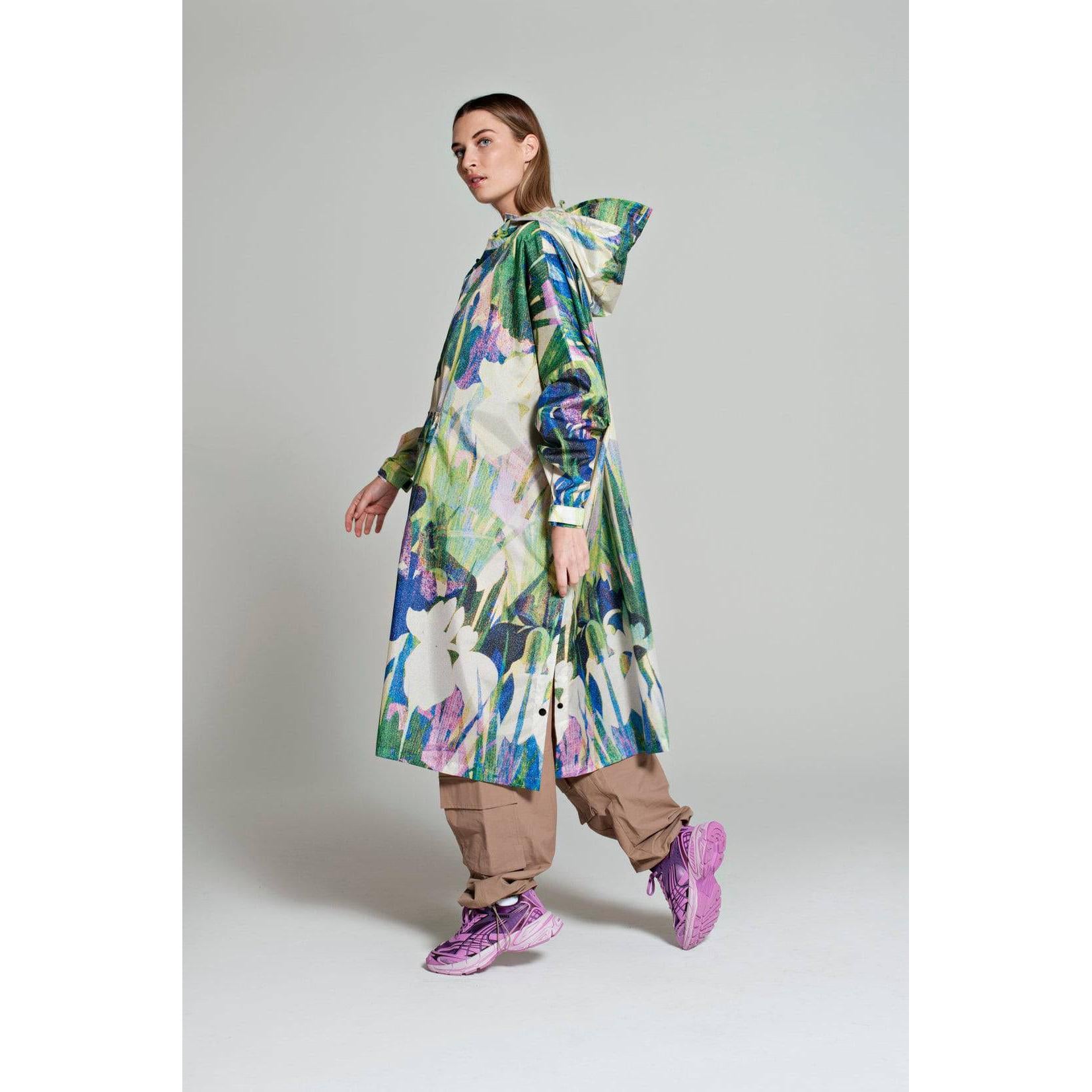 Rainkiss Lily - Rain poncho-elevate your sole