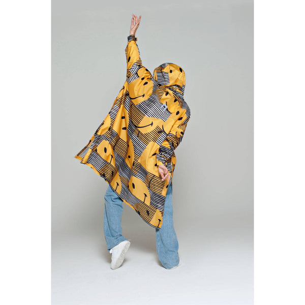 Rainkiss Sunset x Smiley Yellow Rain Poncho-elevate your sole
