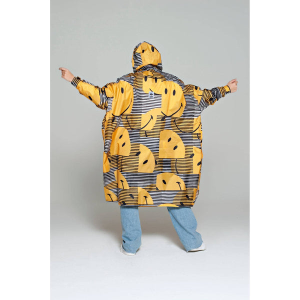 Rainkiss Sunset x Smiley Yellow Rain Poncho-elevate your sole