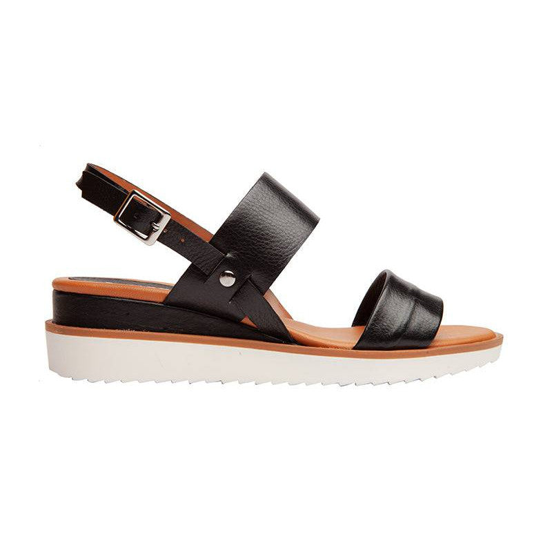 Regarde Le Ciel Peggy 01 Ladies Black Leather Buckle Fastening Sandals-elevate your sole