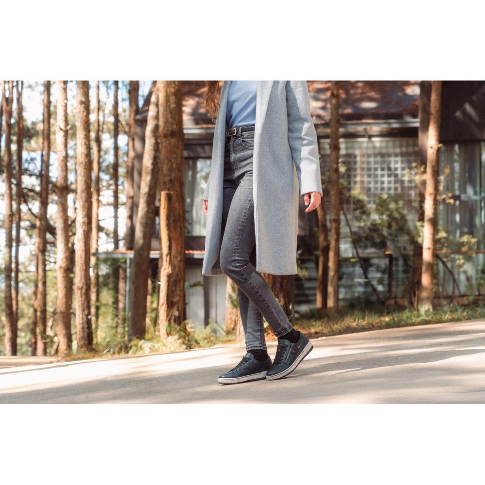 Remonte D0700-15 women's navy leather water-resistant shoes with zip and lace-up front, stylish and suitable for outdoor wear.