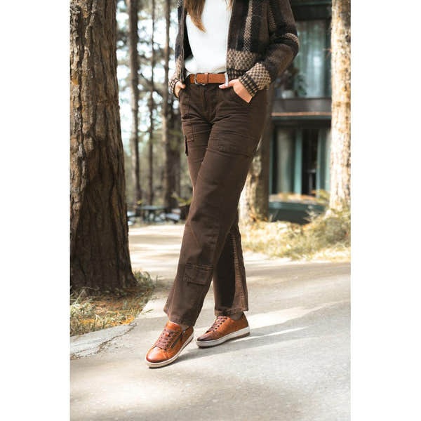 Remonte D0700-22 women's wide brown leather water-resistant zip and lace shoes, outdoor footwear with durable soles.