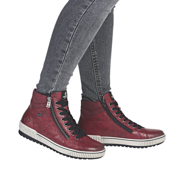 Remonte D0772-36 women's red leather water-resistant ankle boots with zip, lace-up, and chunky sole.