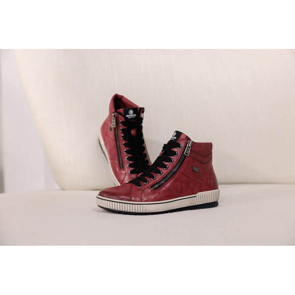 Remonte D0772-36 women's red leather water-resistant ankle boots with zip, lace-up, and stylish side zipper detail.
