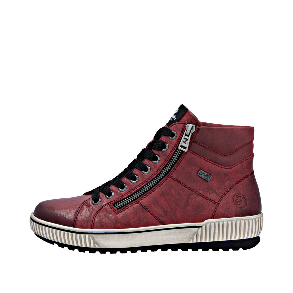 Remonte D0772-36 women's red leather water-resistant ankle boots with zip, lace-up, and cushioned sole.