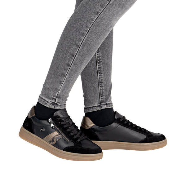 Remonte D2C04-03 women's wide fit black leather water-resistant trainers with zip and lace-up design, featuring beige accents and rubber soles.