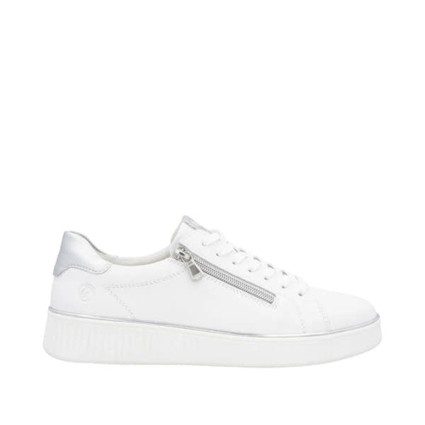Remonte D2E01-80 women's white wide-fit leather trainers with zipper and lace-up closure, chunky sole, and stylish design.