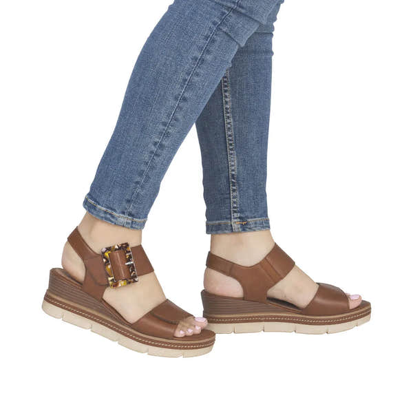 Remonte D2L53-24 women’s brown leather touch fastening sandals with chunky soles and decorative buckle.