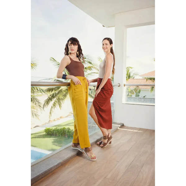 Remonte D2L53-24 ladies brown leather touch fastening sandals, stylish open-toe shoes with chunky heel, ideal for summer wear.