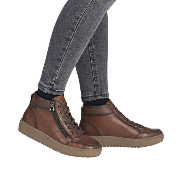 Remonte D2T70-24 women's wide fit brown leather ankle boots with water resistance, zip and lace-up closure, and cushioned sole.