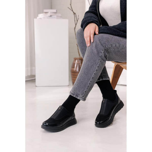 Remonte D2V01-04 women's wide black vegan textile shoes with front zipper, stylish and comfortable slip-on design.