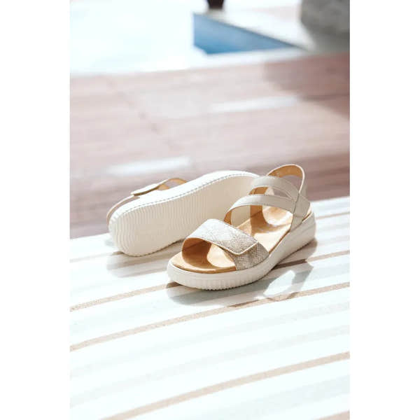 Remonte D3L51-60 women's wide off-white and gold leather sandals with touch fastening, casual summer footwear.