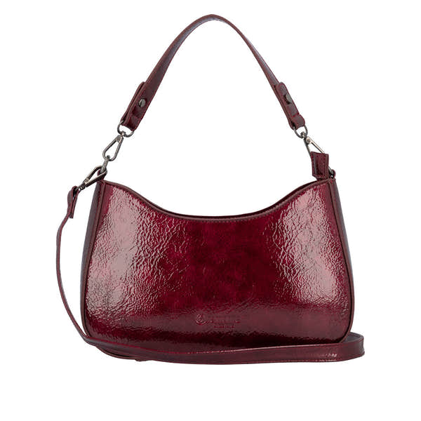 Remonte Q0721-33 red leather handbag with zip closure and adjustable shoulder strap. Stylish, textured design for women.