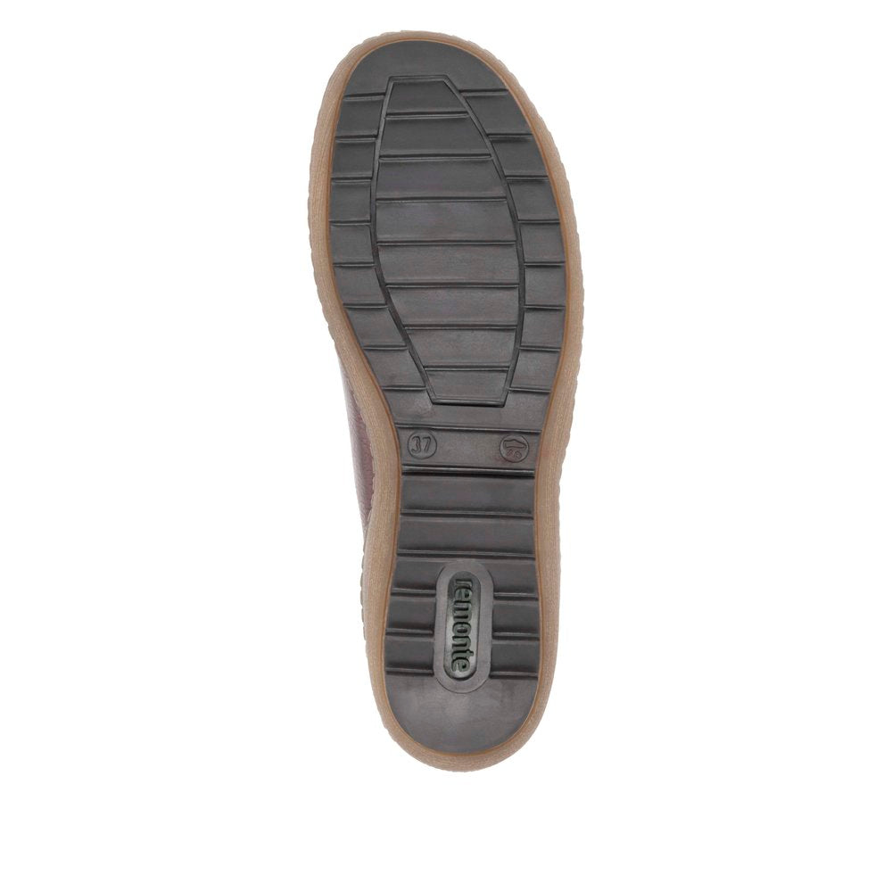 Remonte R1458-35 women's wide brown water-resistant ankle boots with zip and lace closure, rugged rubber sole.