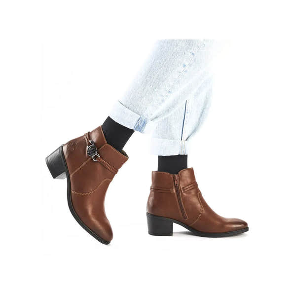 Rieker 73970-22 women's brown ankle boots with side zipper, block heel, and stylish design.