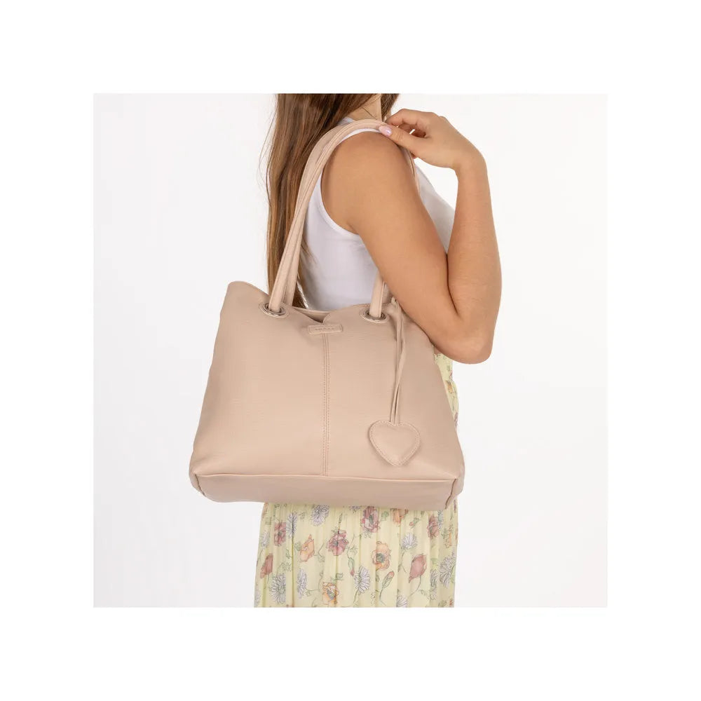 Rieker H1021-31 pink handbag with heart charm, shoulder bag style, smooth material, ideal for casual and everyday use.