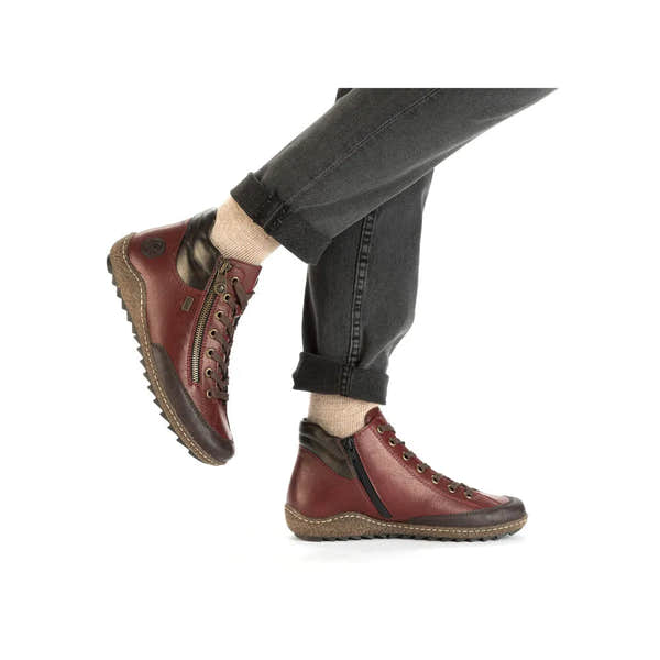 Rieker L7500-35 women's red water-resistant ankle boots with zip and lace closure, featuring durable soles and stylish design.