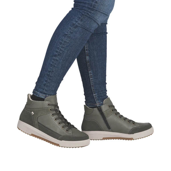 Rieker W0171-54 women's green leather ankle boots with lace-up and side zipper. Stylish, waterproof, casual footwear with white rubber sole.