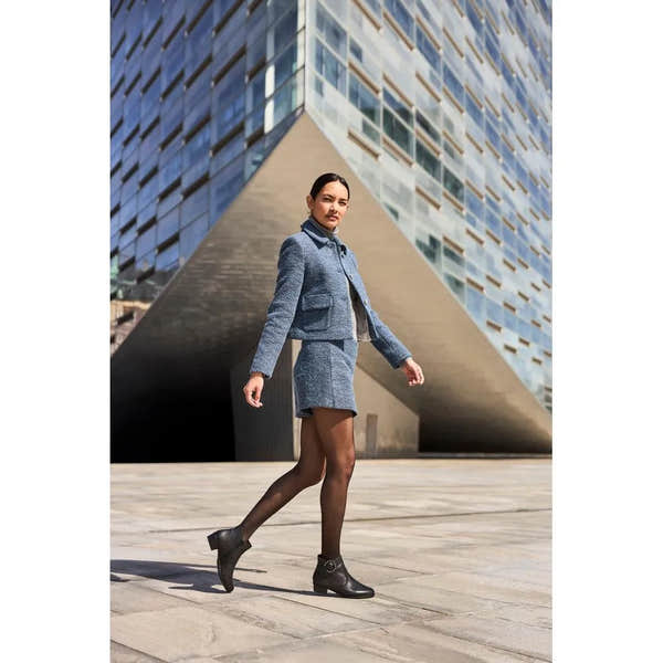 Rieker Y0797-00 women's black leather ankle boots with side zip, stylish and comfortable footwear for women.