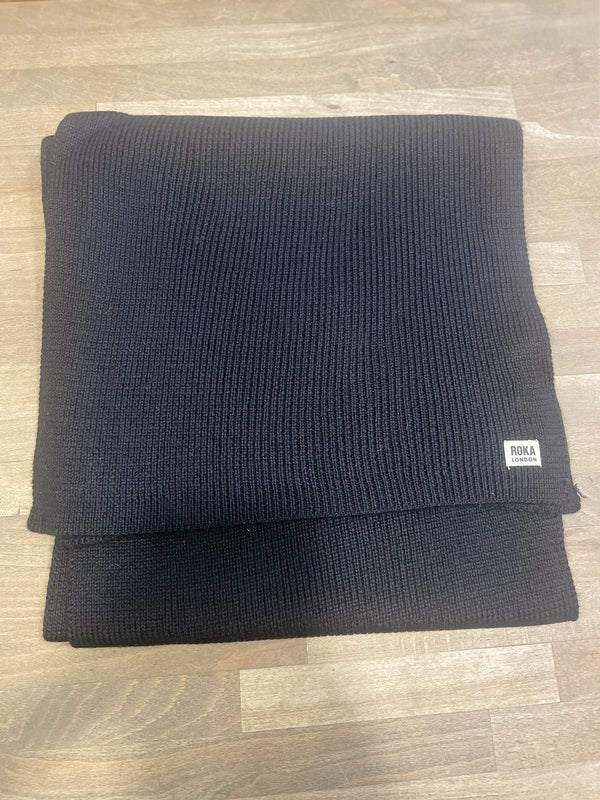 ROKA London Hyde Black Scarf