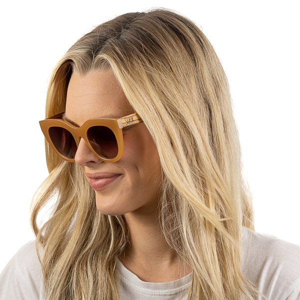 SOEK Milla Caramel Gradient Lens Walnut Arms-elevate your sole