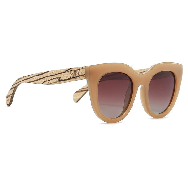 SOEK Milla Caramel Gradient Lens Walnut Arms-elevate your sole