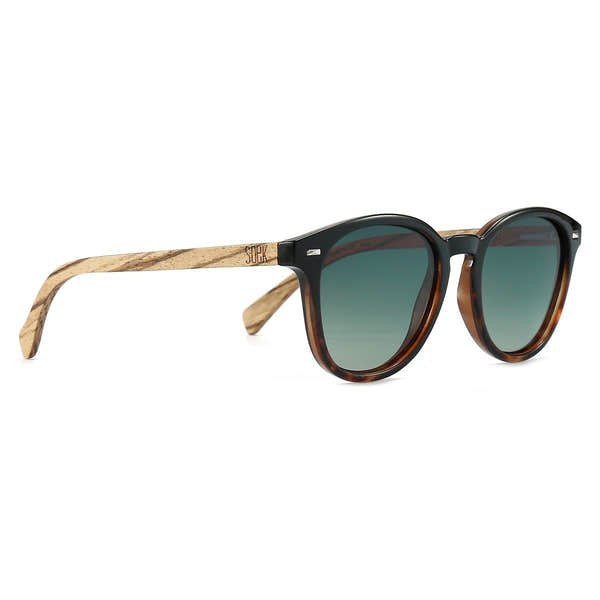SOEK black tortoise sunglasses with khaki wood arms and green gradient lenses. Stylish, eco-friendly eyewear for casual wear.