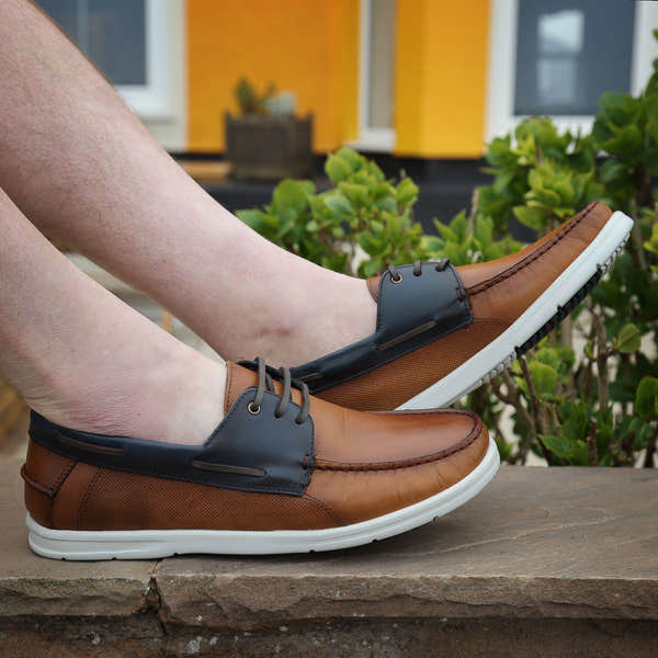 Savelli 1760 Mens Tan/Blue Leather Deck Shoes - elevate your sole