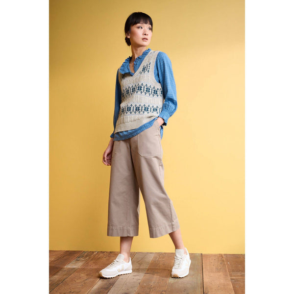 Seasalt Partridge Vest Porcelain Aran Cornflower-elevate your sole