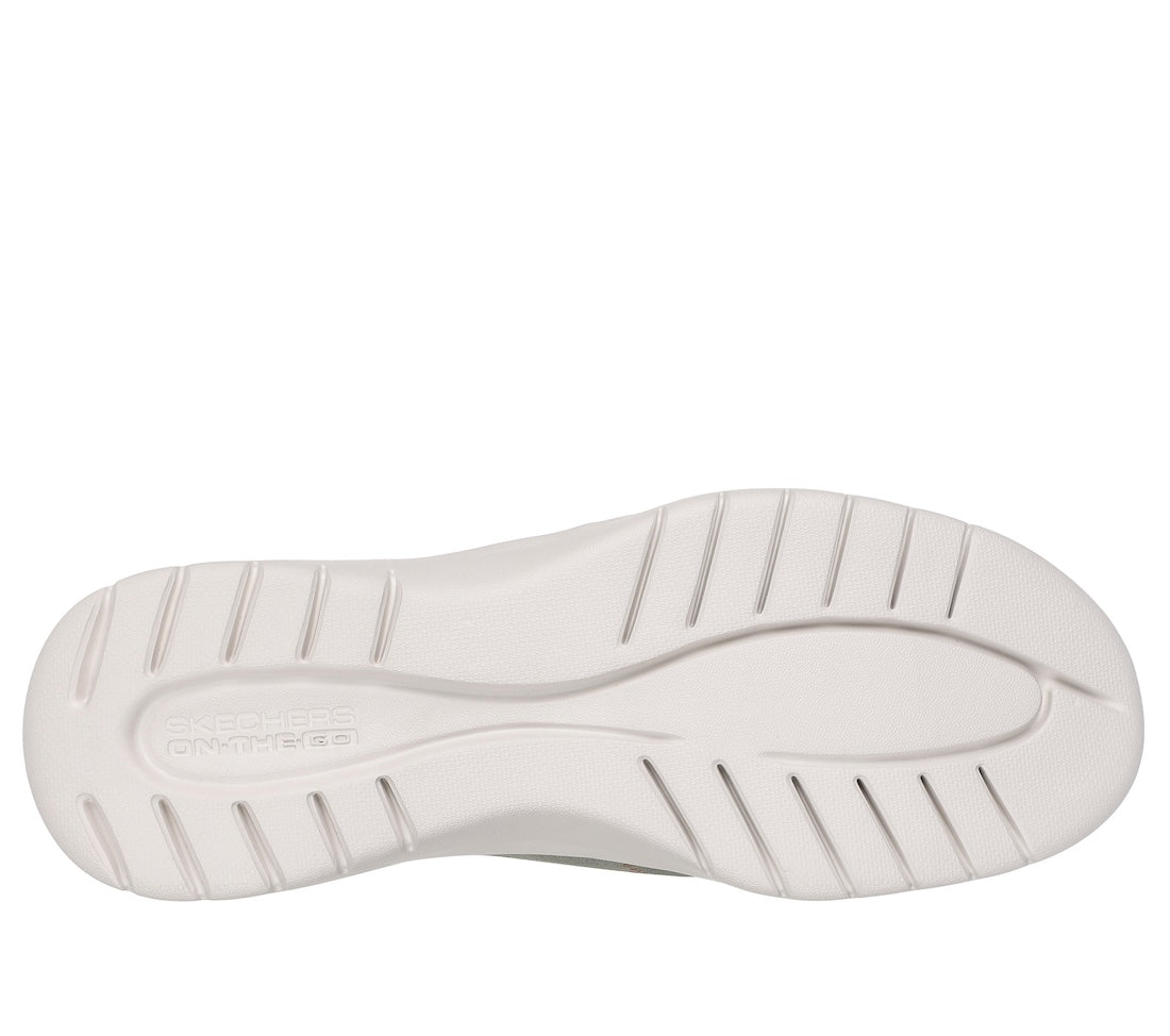 Skechers On-The-Go Flex Palmilla ladies slip-on shoes in olive with white sole, flexible, lightweight, and comfortable прогулочный обувь.