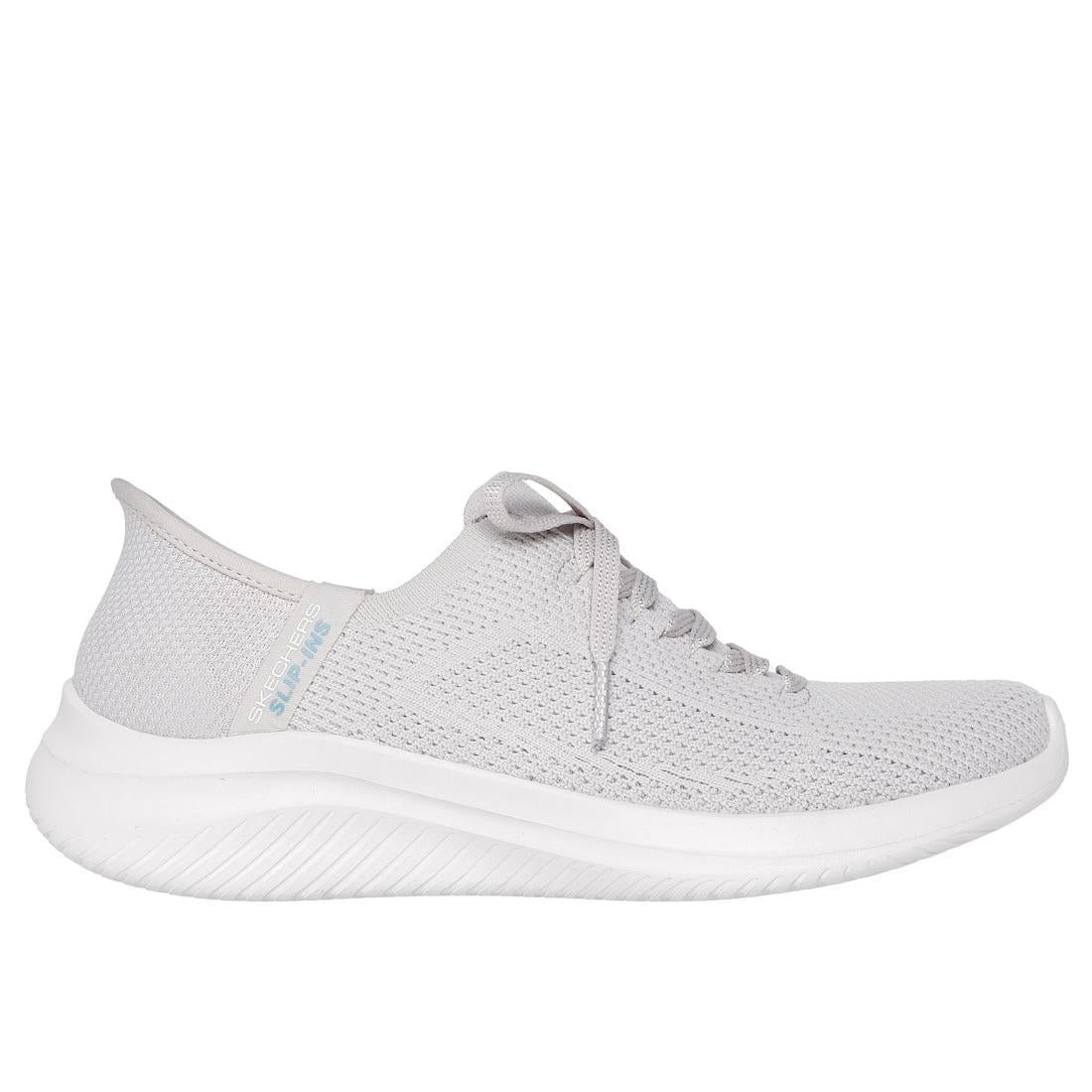 Skechers Ultra Flex 3.0 Light Grey Ladies Athletic Lace-Up Trainers with breathable mesh upper and cushioned sole.