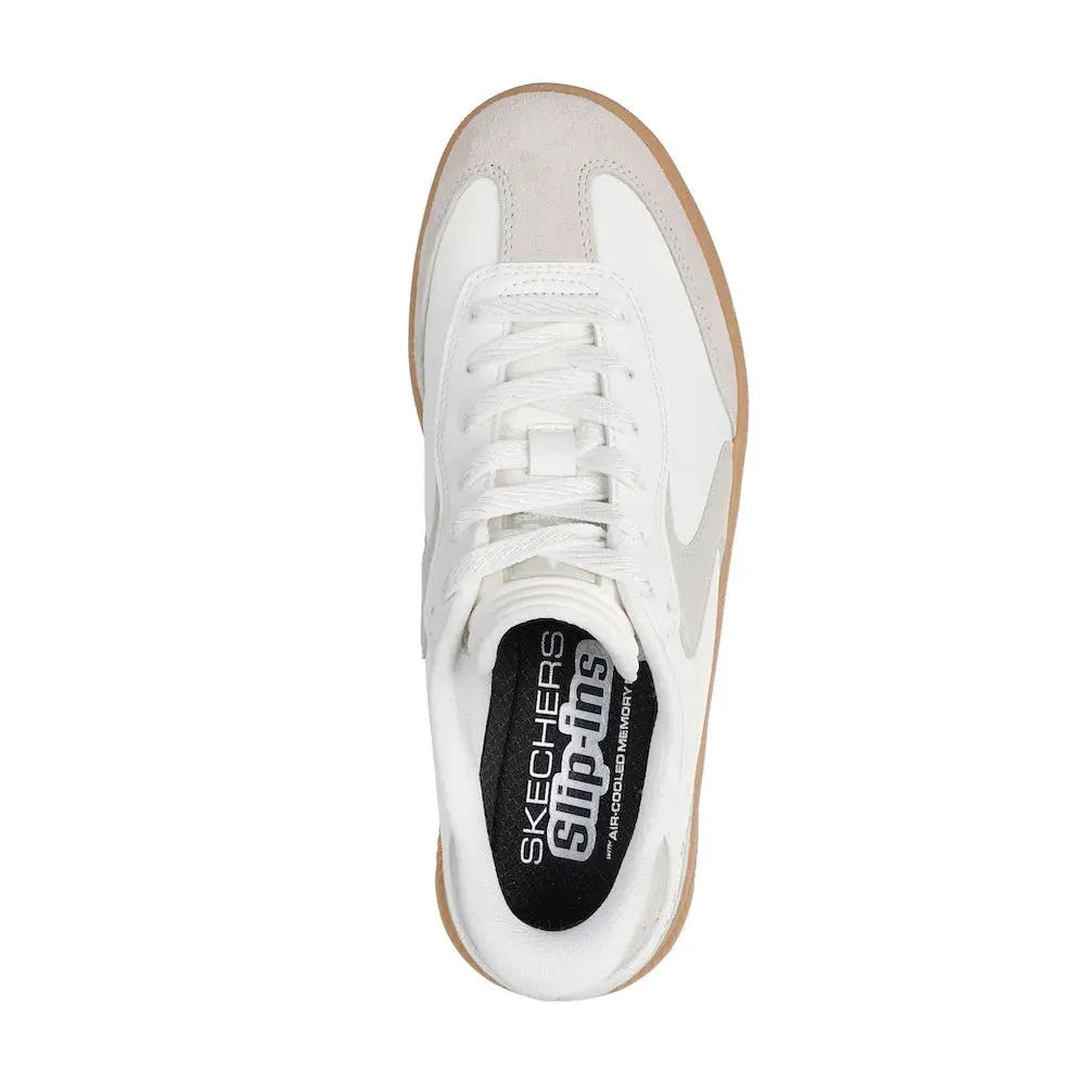 Skechers Hotshot Hi-Lifted Luxe women's off-white suede lace-up trainers with chunky sole and stylish design.