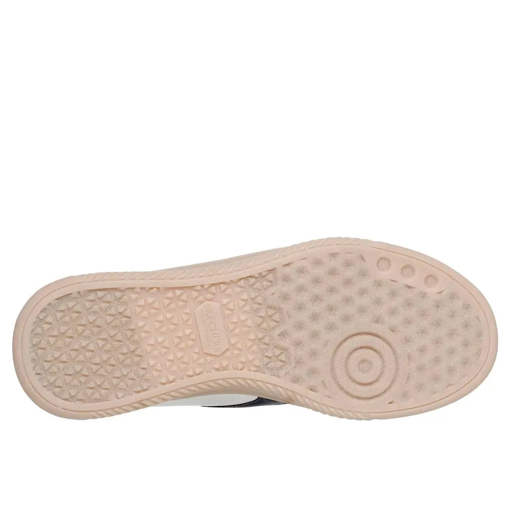 Skechers Hotshot Hi-Lifted Luxe women's off-white and navy suede lace-up trainers with textured rubber sole.