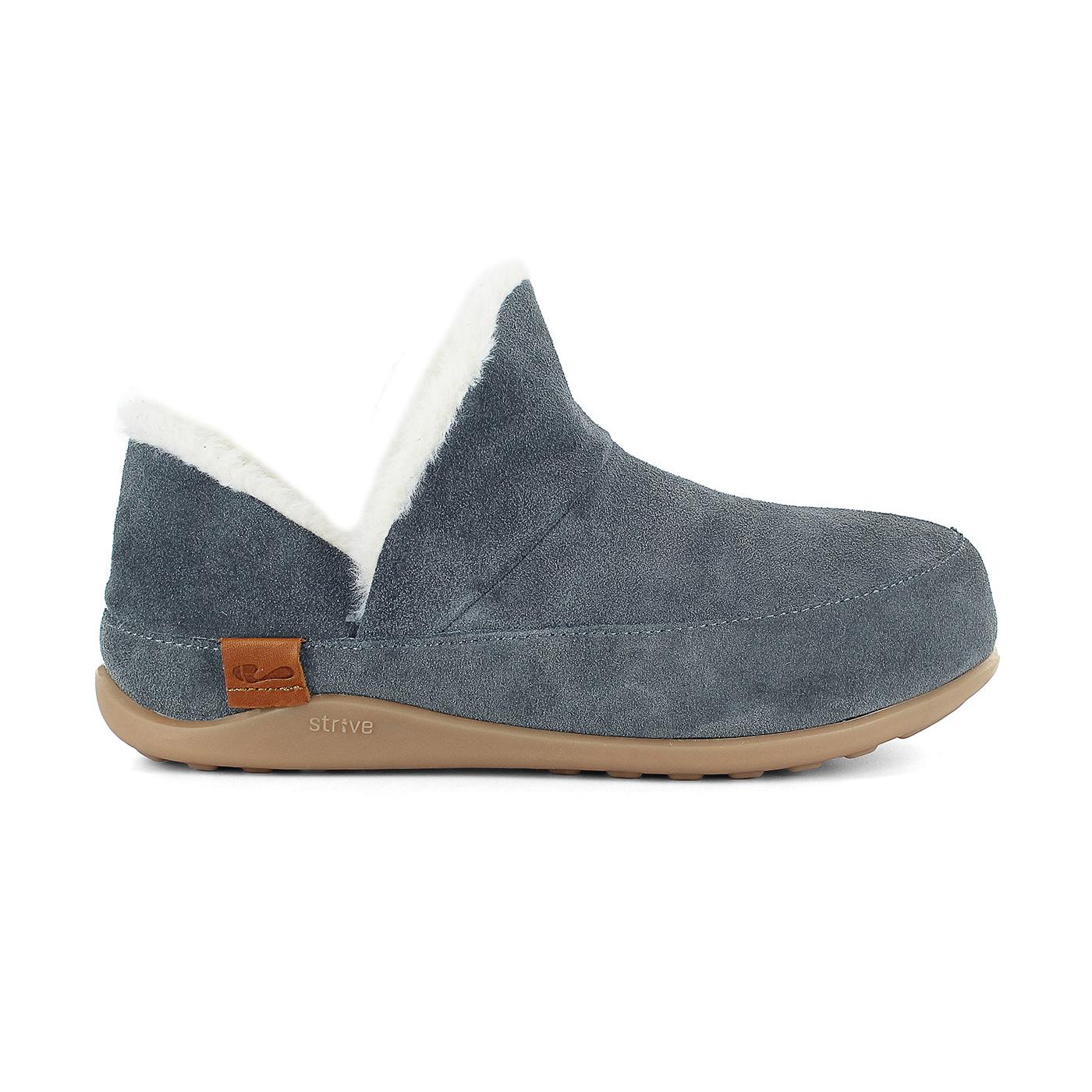 Strive Geneva women's charcoal grey leather slip-on slippers with arch support and white fleece lining, cushioned sole.