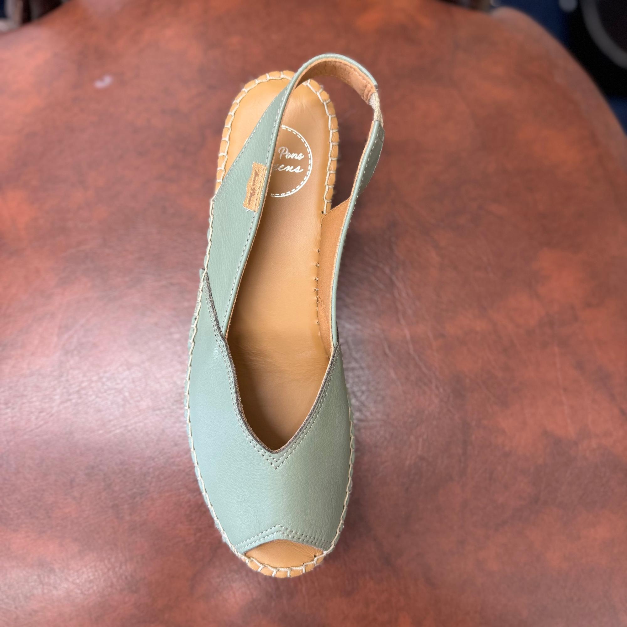 Toni Pons Bernia P women's Spanish mint leather slip-on sandals with open toe and braided sole detail.