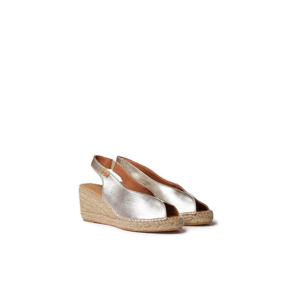Toni Pons Laila-P women's Spanish platinum leather espadrille sandals with ankle strap and wedge heel.