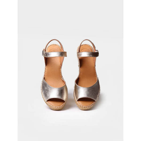 Toni Pons Sia-P Ladies Spanish Platinum Leather Buckle Sandals-elevate your sole