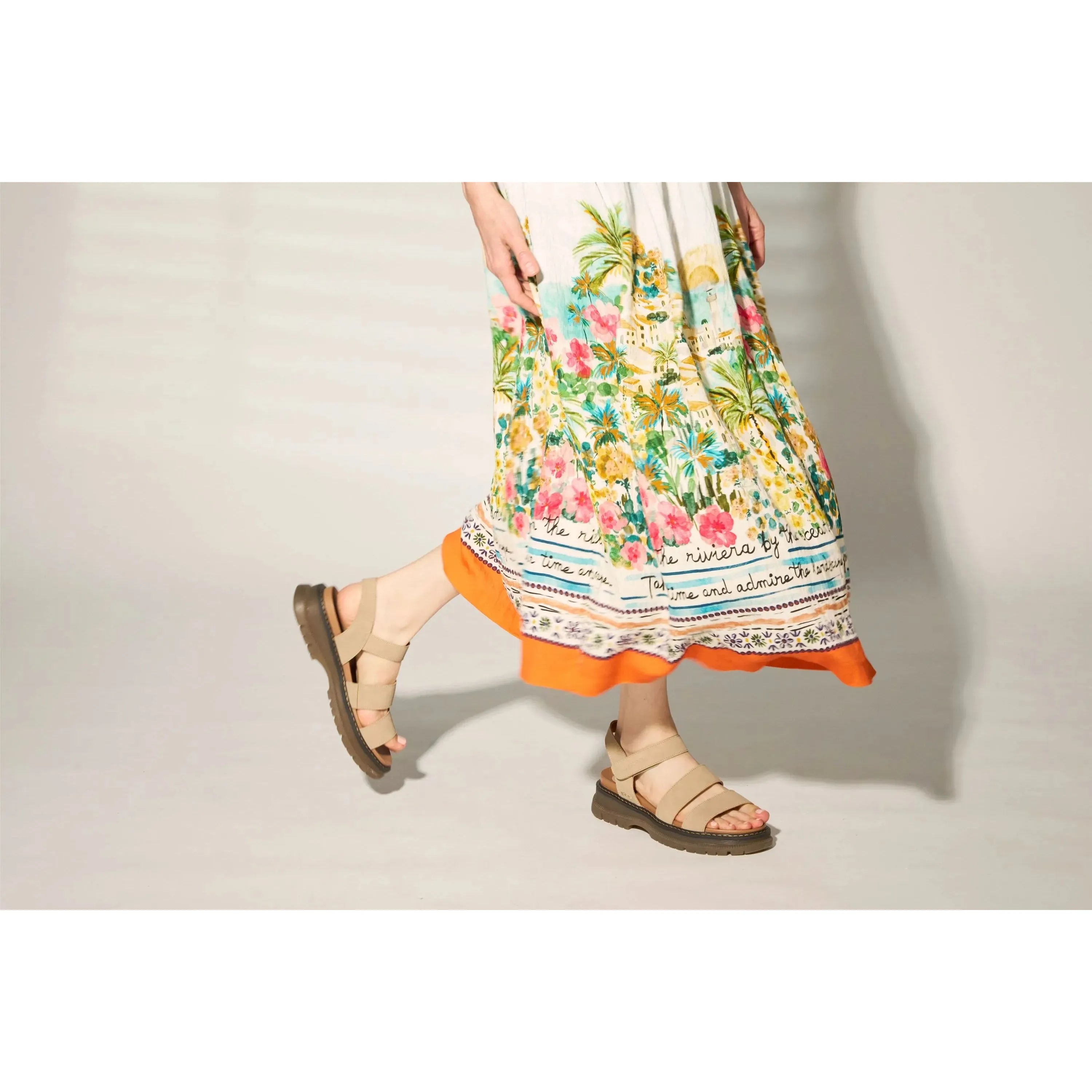 Westland Peyton 08 Ladies Beige Touch Fastening Sandals, open-toe casual footwear with adjustable straps and chunky soles.