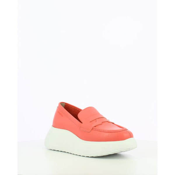 Wonders A-3623 Ladies Coral Leather Slip-On Shoes with thick white sole and casual design.