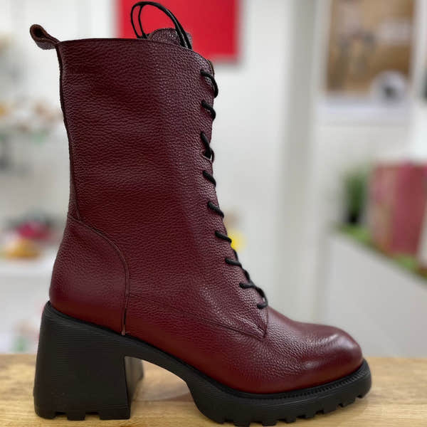 Wonders G-6704 Ladies Spanish Wine Red Leather Zip & Lace Ankle Boots-elevate your sole