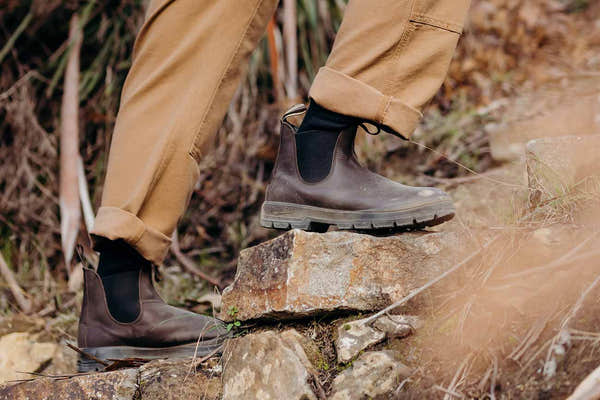 Blundstone 2634 rocky road Chelsea boot, detail and lifestyle view 5