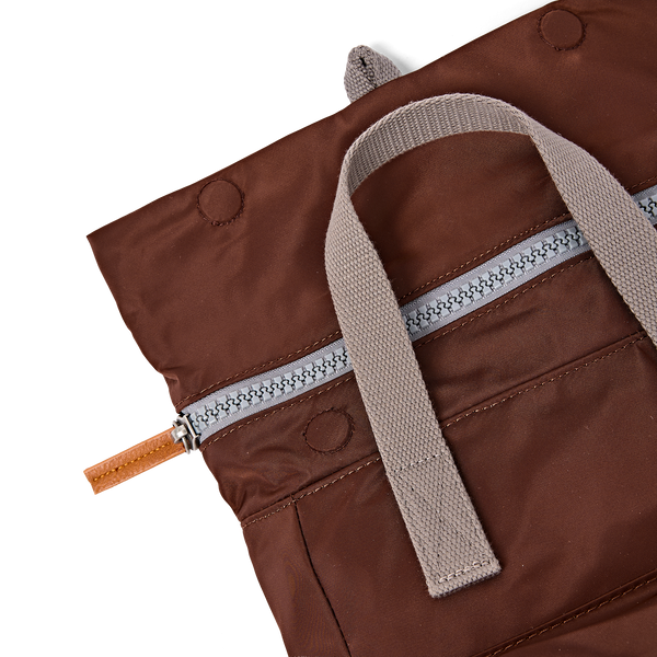 Roka Canfield Rocky Road Small Backpack, zip detail (8)
