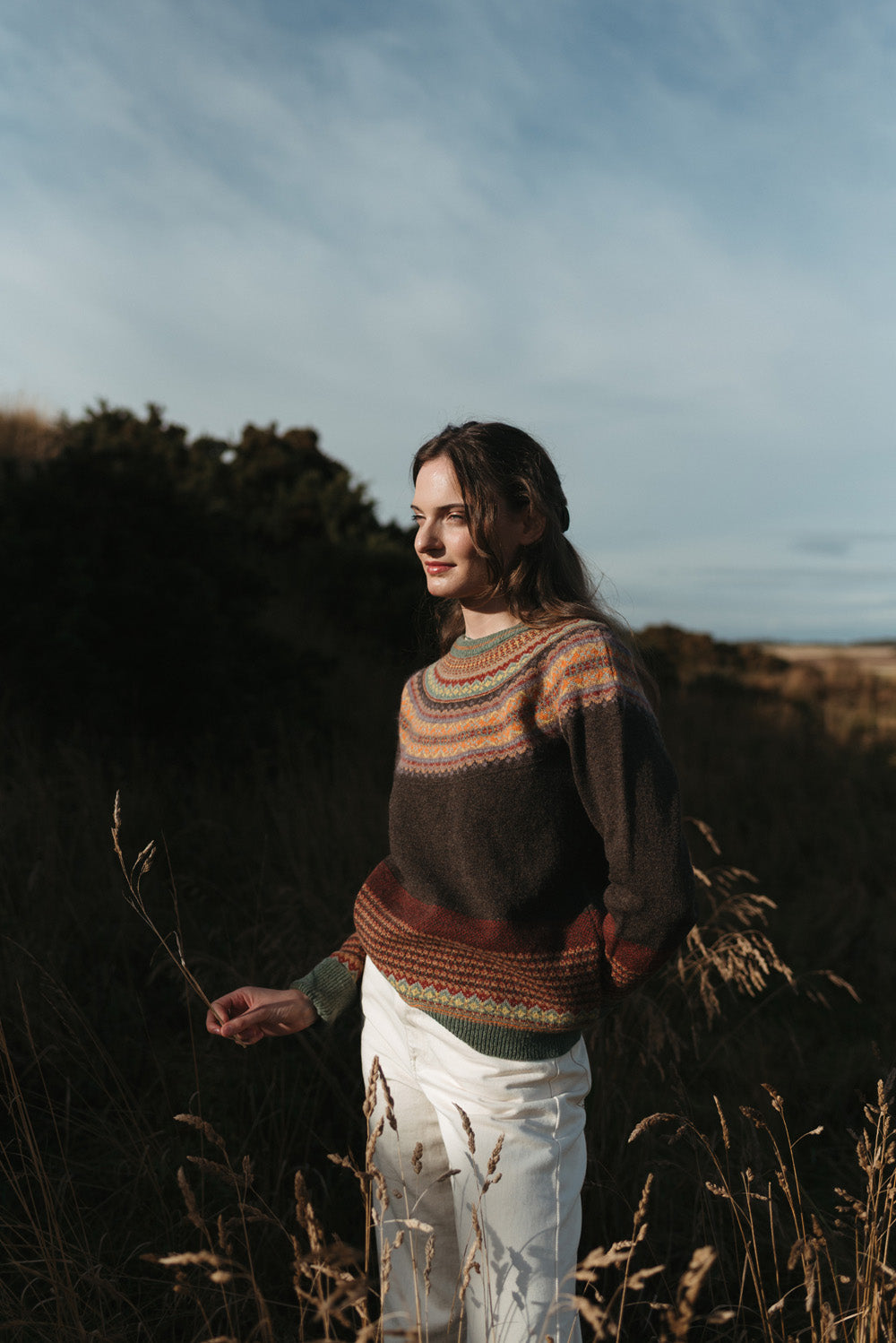 Eribé Alpine Sweater in Oakley, alternative model view of the patterned knit